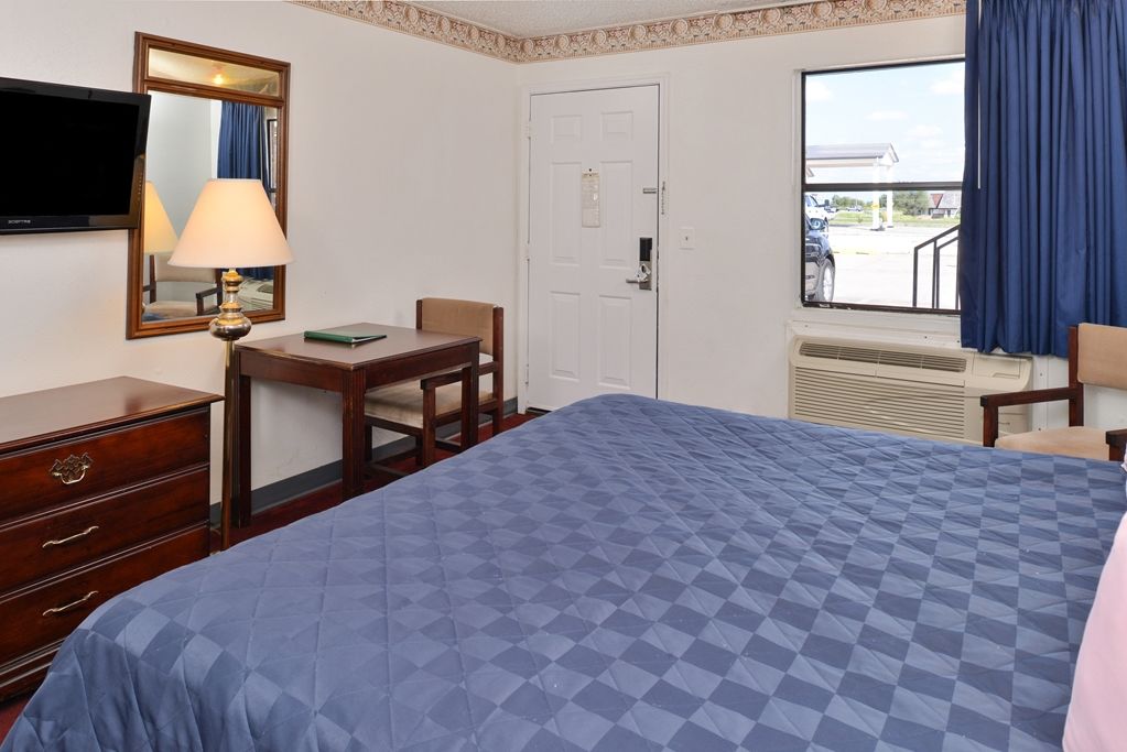 Americas Best Value Inn El Reno Номер фото