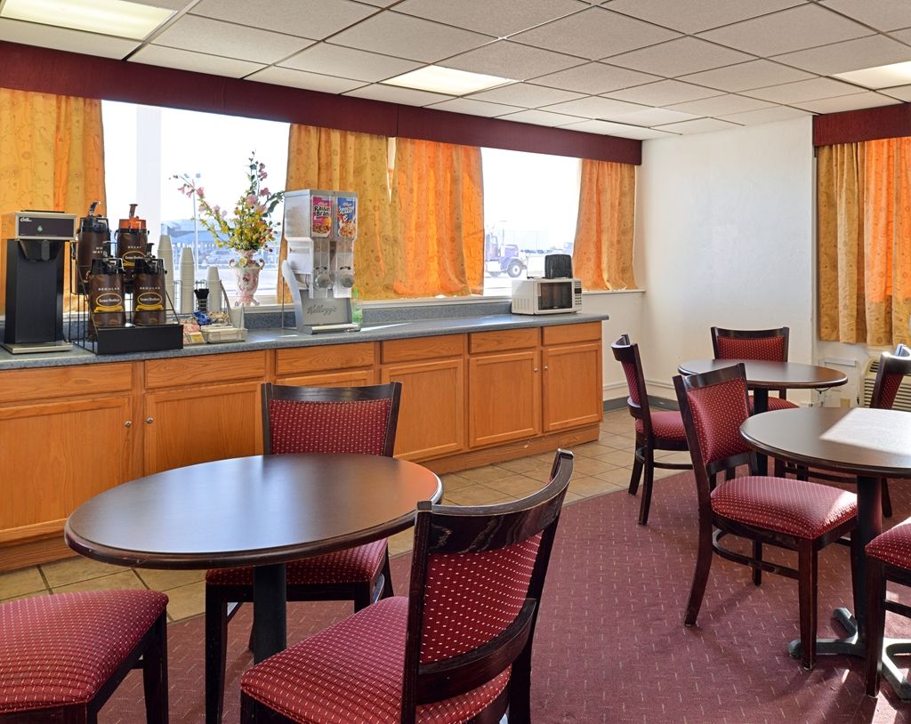 Americas Best Value Inn El Reno Ресторан фото