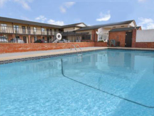 Americas Best Value Inn El Reno Зручності фото